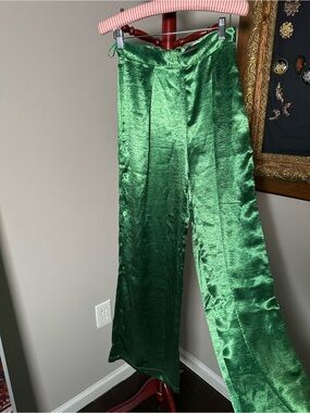 NWT Emerald Green Women’s Pants Wide Leg Size A The Sang Size Small